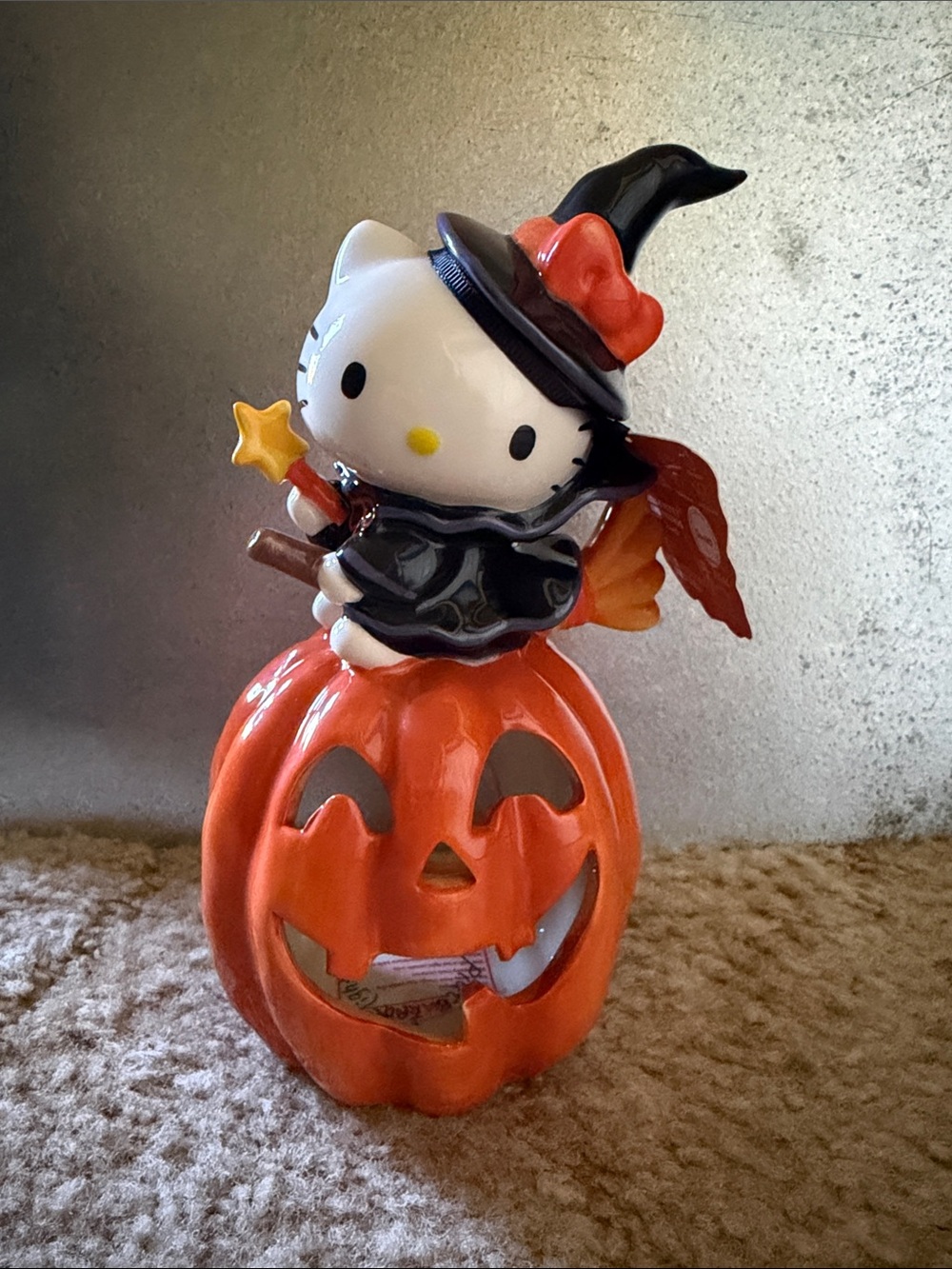 Blue Sky Clayworks Hello Kitty Halloween Witch on Pumpkin T-light holder